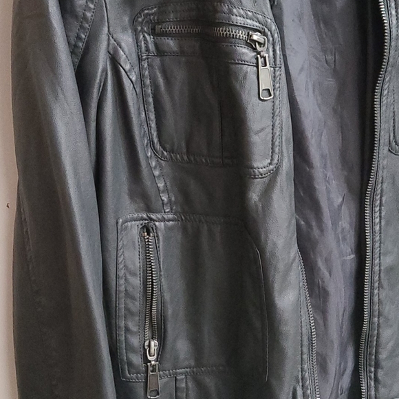 Jacket - Picture 2 of 4